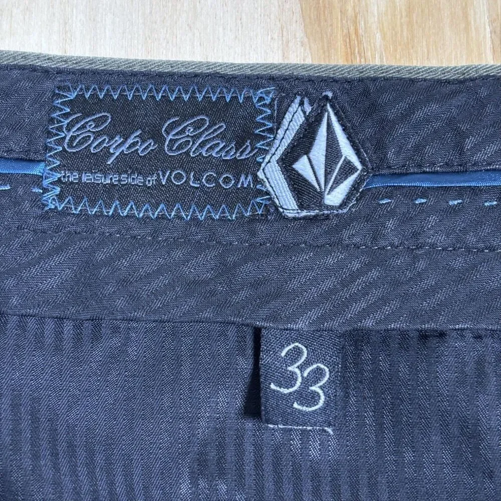 Volcom Shorts Mens 33in Green Frickin Chino Flat Front Casual Corpo Class